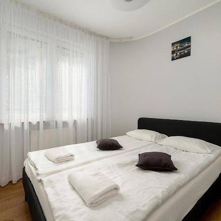 Apartment Wroclaw Jednosci Narodowej By Noclegi Renters Екстериор снимка