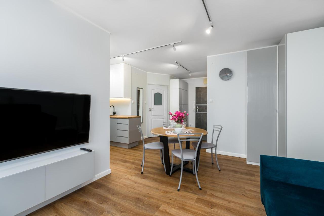 Apartment Wroclaw Jednosci Narodowej By Noclegi Renters Екстериор снимка