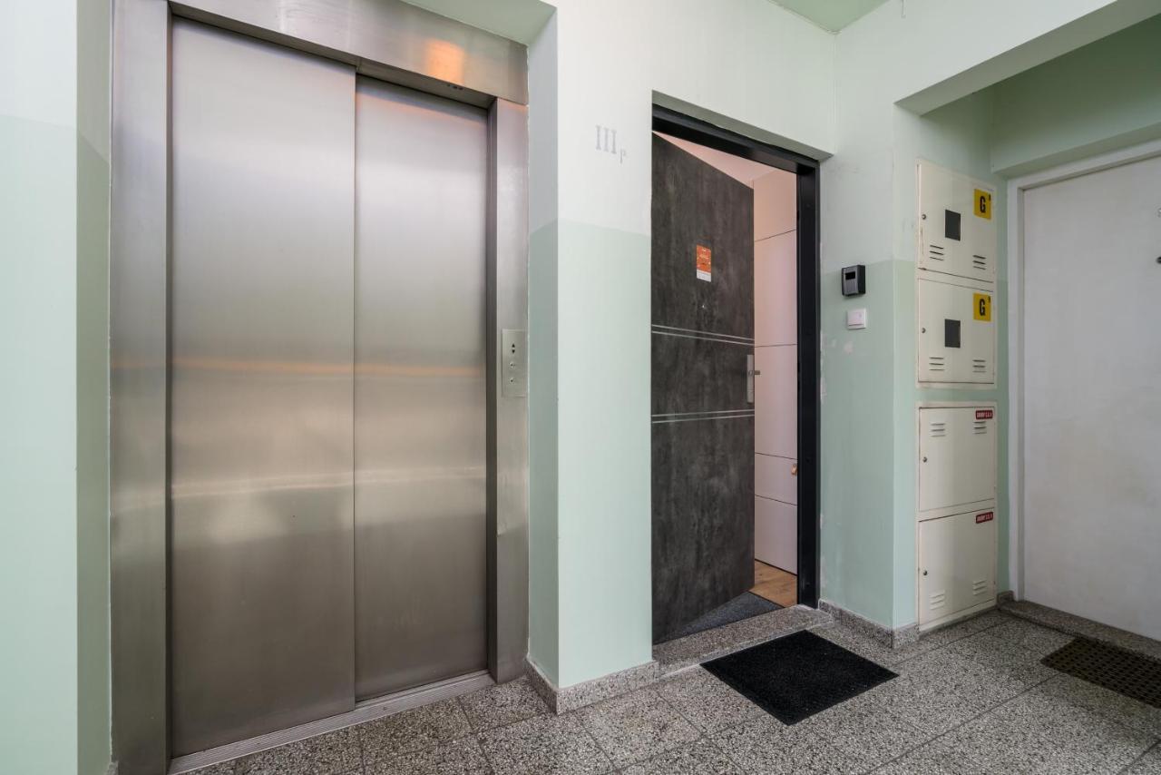 Apartment Wroclaw Jednosci Narodowej By Noclegi Renters Екстериор снимка